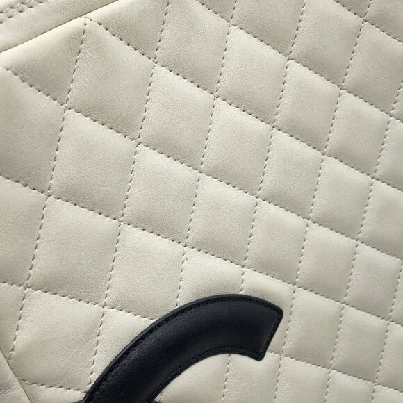 CHANEL Black Logo Shoulder Bag - Picture 10 of 16